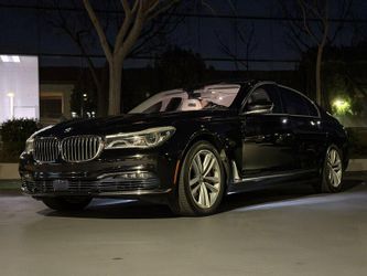2016 BMW 750i