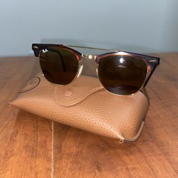 Women’s Ray-Ban Sunglasses 