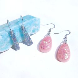 Silver holographic glitter bar and pink faux opal teardrop dangle earrings new resin 