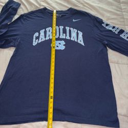 Nike North Carolina Tar Heels long-sleeve shirt Size XL