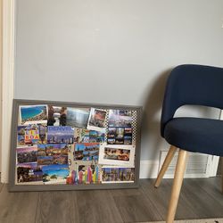 Bulletin board With Pins 