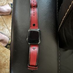 Apple Watch Series 6 (GPS + Cellular, Aluminum, 44mm