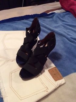 Negros semi nuevos los use una sola vez