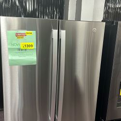 Refrigerator 3 Doors Stainless Steel New Open Box Scratch And Dents 