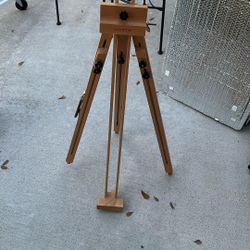 ARTEZA Easel Stand 37.4x39.4x78.3", Tripod Beechwood Display Stand with Steel Fittings for Painting & Displaying Artwork