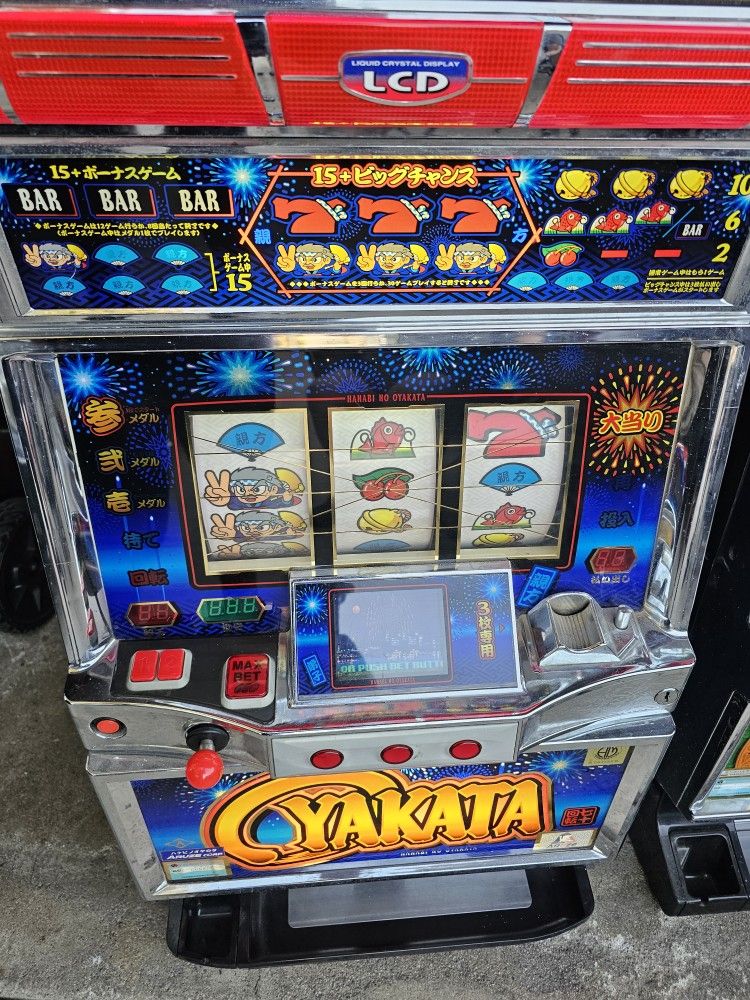 Token SLOT machine