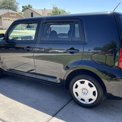 2013 Toyota scion xb