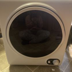 Magic Chef Compact Dryer 