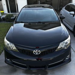2012 Toyota Camry Altitude Black 