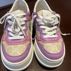 Gucci Sneakers 5.5