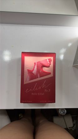 Billie Eilish perfume 3