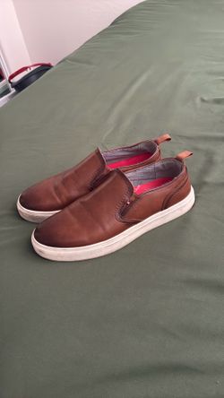 Men’s leather shoes size 10