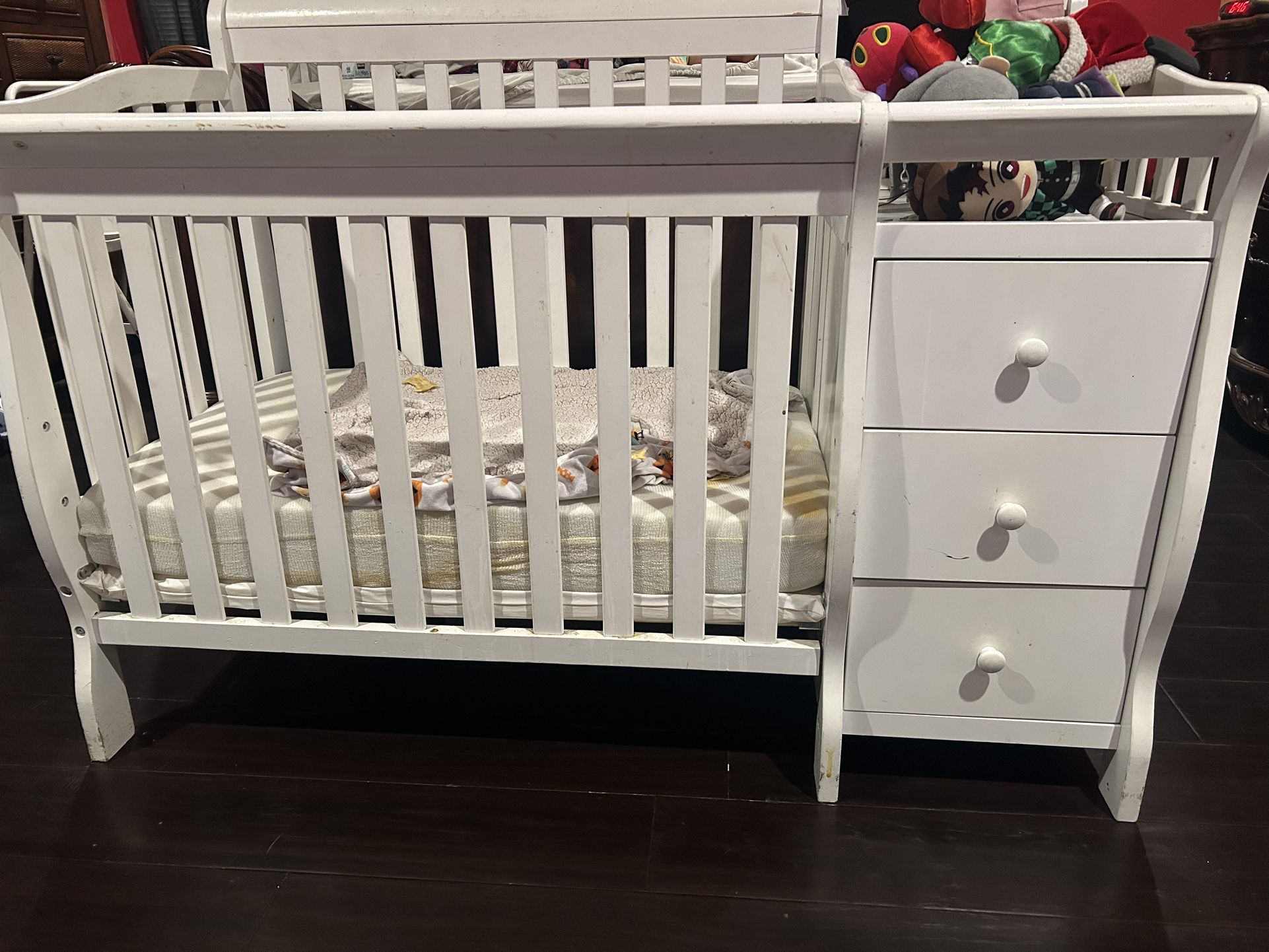 crib with mattress