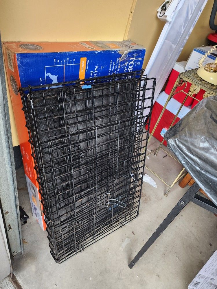 3 DOG CRATES 30" DEEP SINGLE AND DOUBLE DOOR