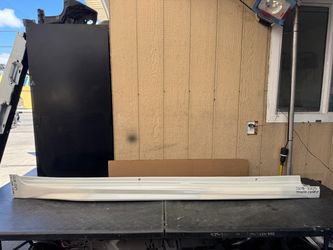 2018 2019 2020 2021 2022 2023 2024 2025 TOYOTA CAMRY RIGHT SIDE ROCKER PANEL MOLDING OEM USED #8060