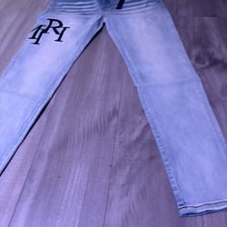 Amiri Jeans 