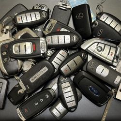 Car key Porsche key Toyota key fob Nissan key fob Bmw key fob Mercedes benz key fob Range rover key fob Chevrolet key fob Dodge key fob Honda key fob