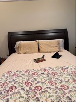 Solid wood king size sleigh bed