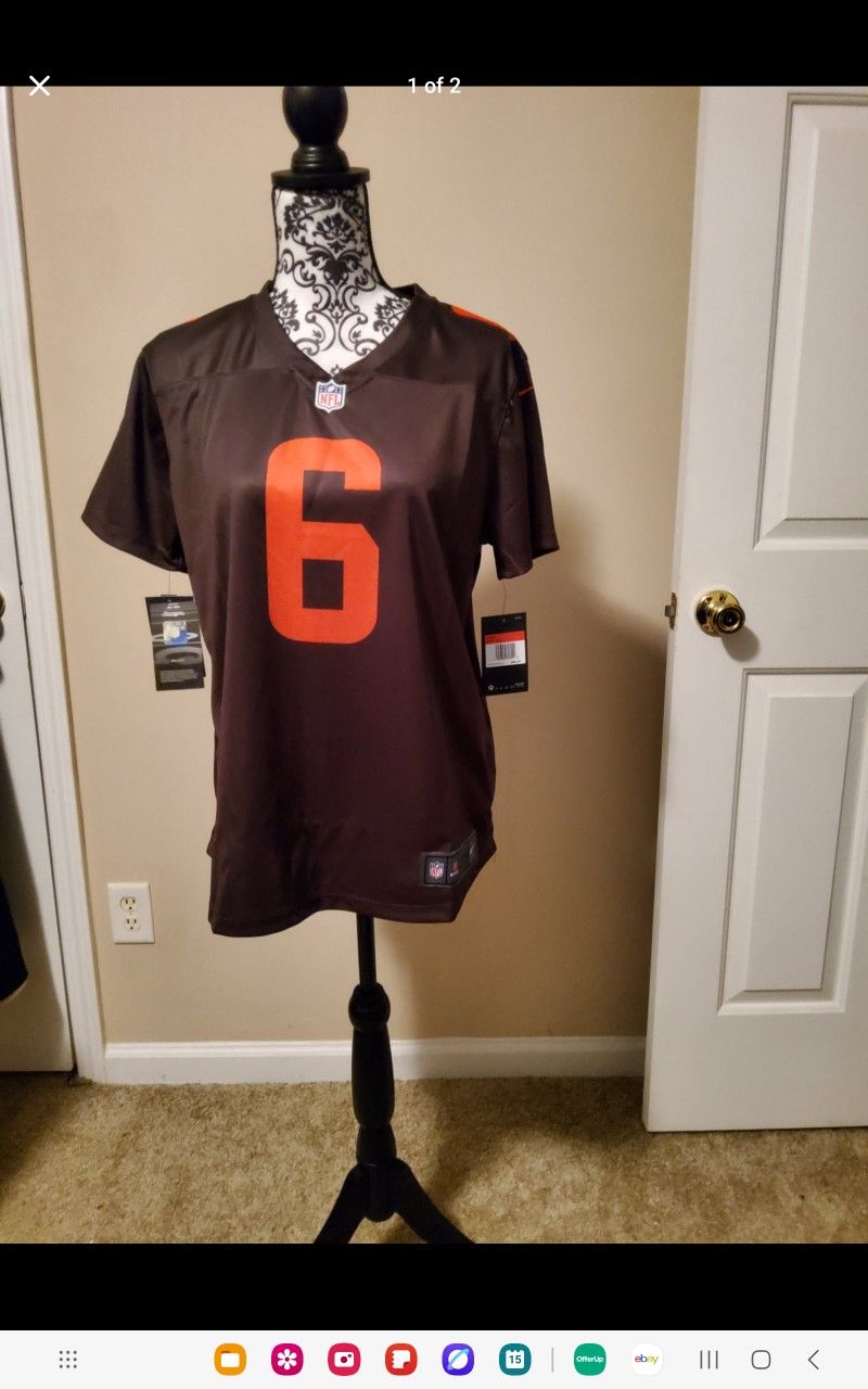 Women's Baker Mayfield Jersey Dri-Fit Size Large 

