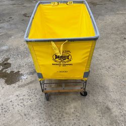 Dandux Laundry Basket On Wheels 