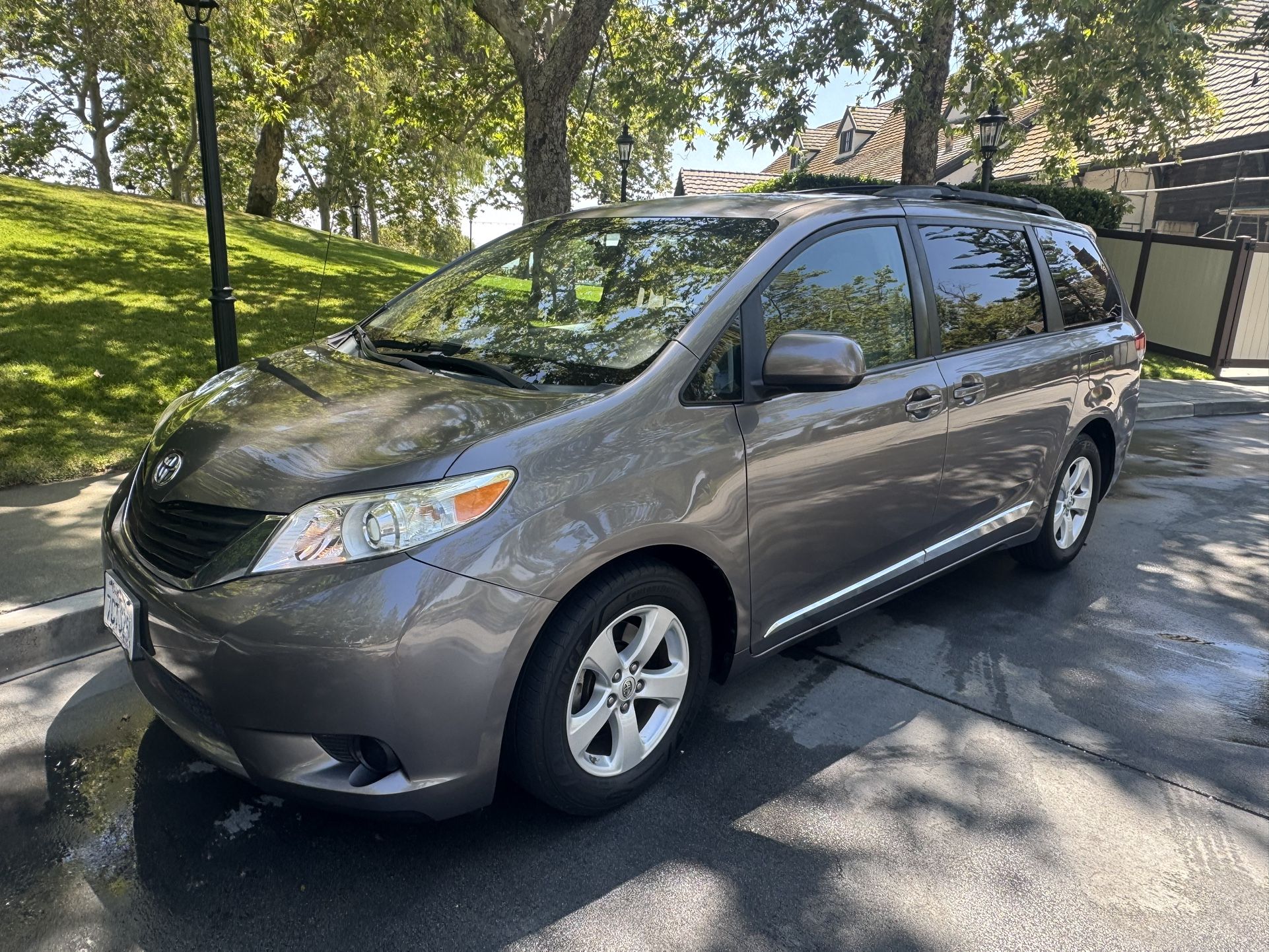 2014 Toyota Sienna