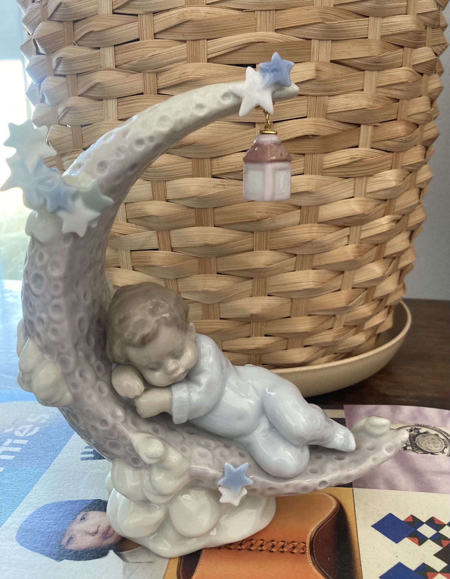 LLADRO HEAVENLY SLUMBER BOY FIGURINE RETAIL $400