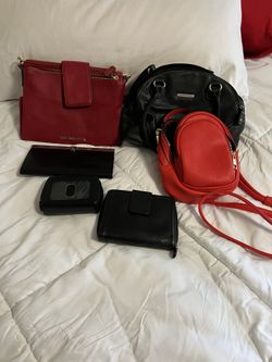 Various Purses And Wallets 