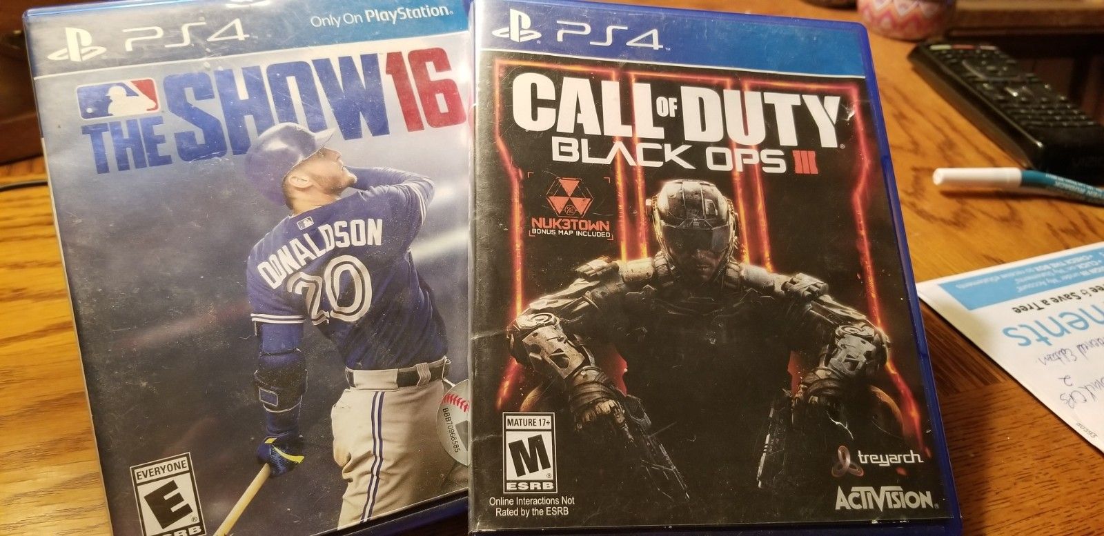 2 PLAYSTATION PS4 GAMES