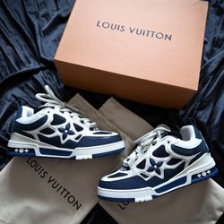 LV Skate Sneaker Marine Navy Size 8.5 Estero FL