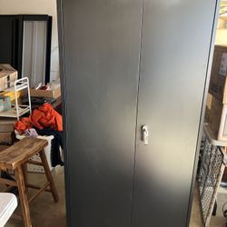 Metal Hanging Rod And 3 Shelves  Cabinet 