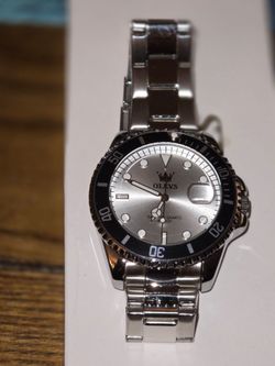 New watch with stainless steel bracelet