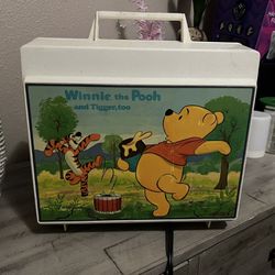 Winnie The Pooh Record Player Vintage Sears Disney 1970 With Records. 