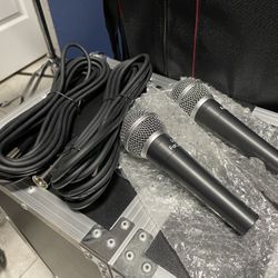 20 Ft XLR Cable and dynamic Vocal Microphone $100
