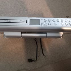 Venturer ALV39092 9" Under CABINET TV/DVD 