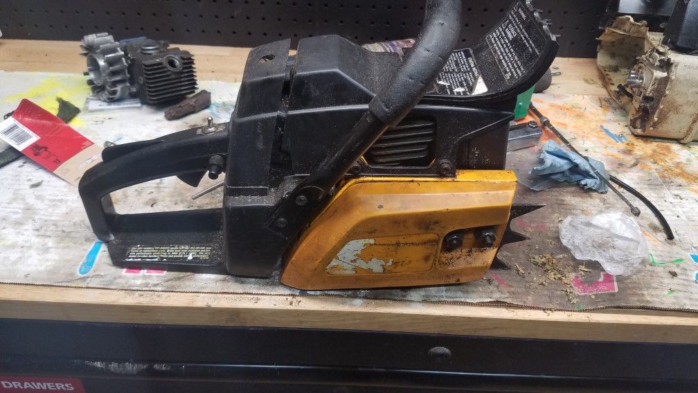 Poulan 50cc chainsaw works but it dies