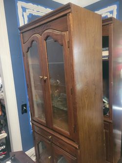 Oak wood display armor