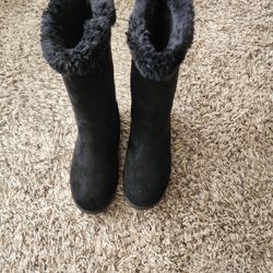 Size 3 Cat and Jack Boots