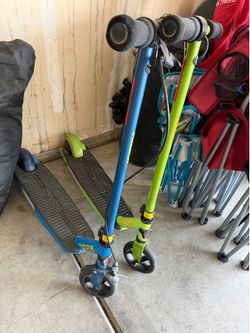 Electric razor scooters