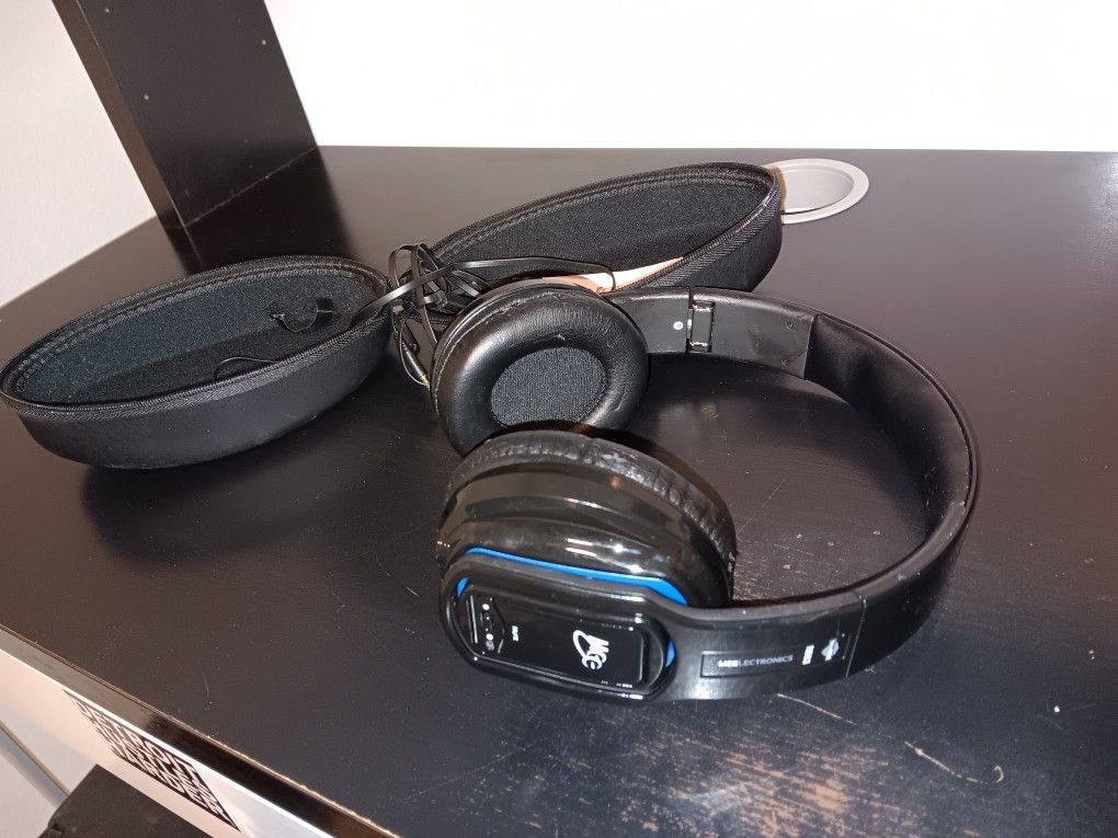 Meelec Noise Canceling Headphones 