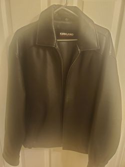Men's New Black Leather Jacket made by Kirkland size lg