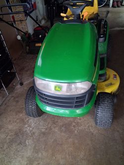 2006 jonhdeer tractor 125 Automatic 385.00 hrs everything works great