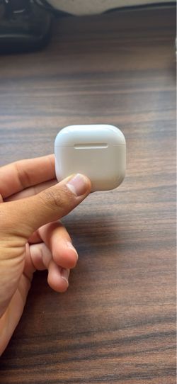 AirPod 4s