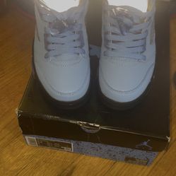 Air Jordan 5 University Blues