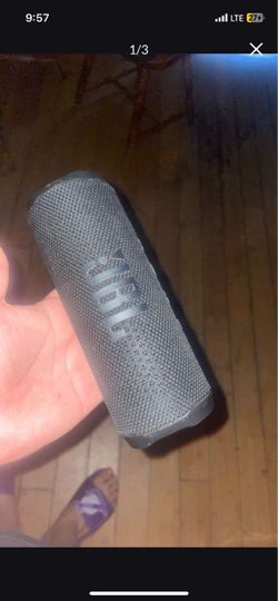 Jbl flip 6 speaker