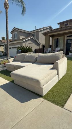 Delivery Available! Huge Pottery Barn Style Sectional Couch w Chaise!