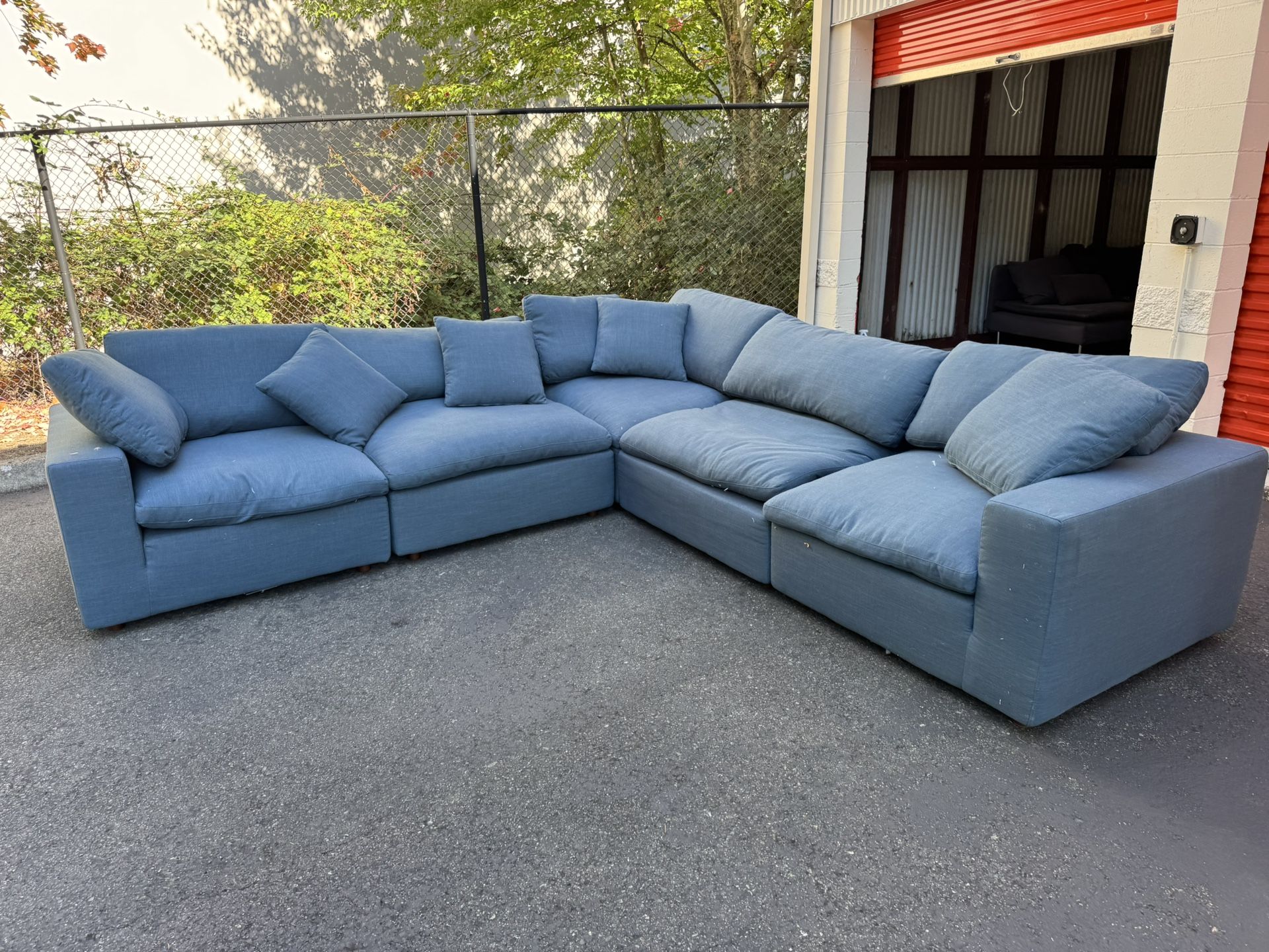 Sectional Couch Sofa (Free Delivery)π