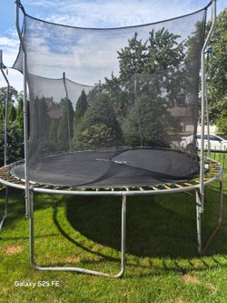 Free  trampoline