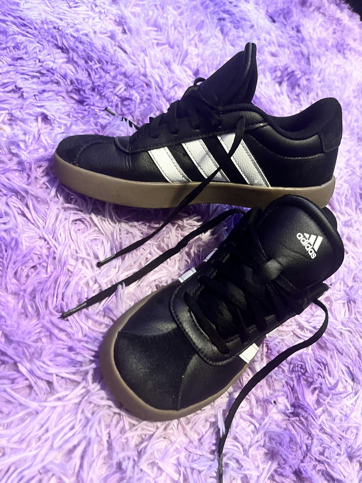 Boys Adidas Sneakers