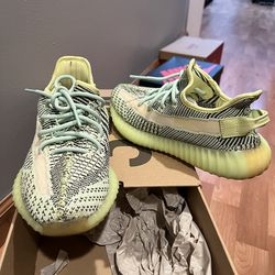 Yeezy Boost 350 V2