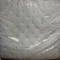 King size Tempur-pedic bed